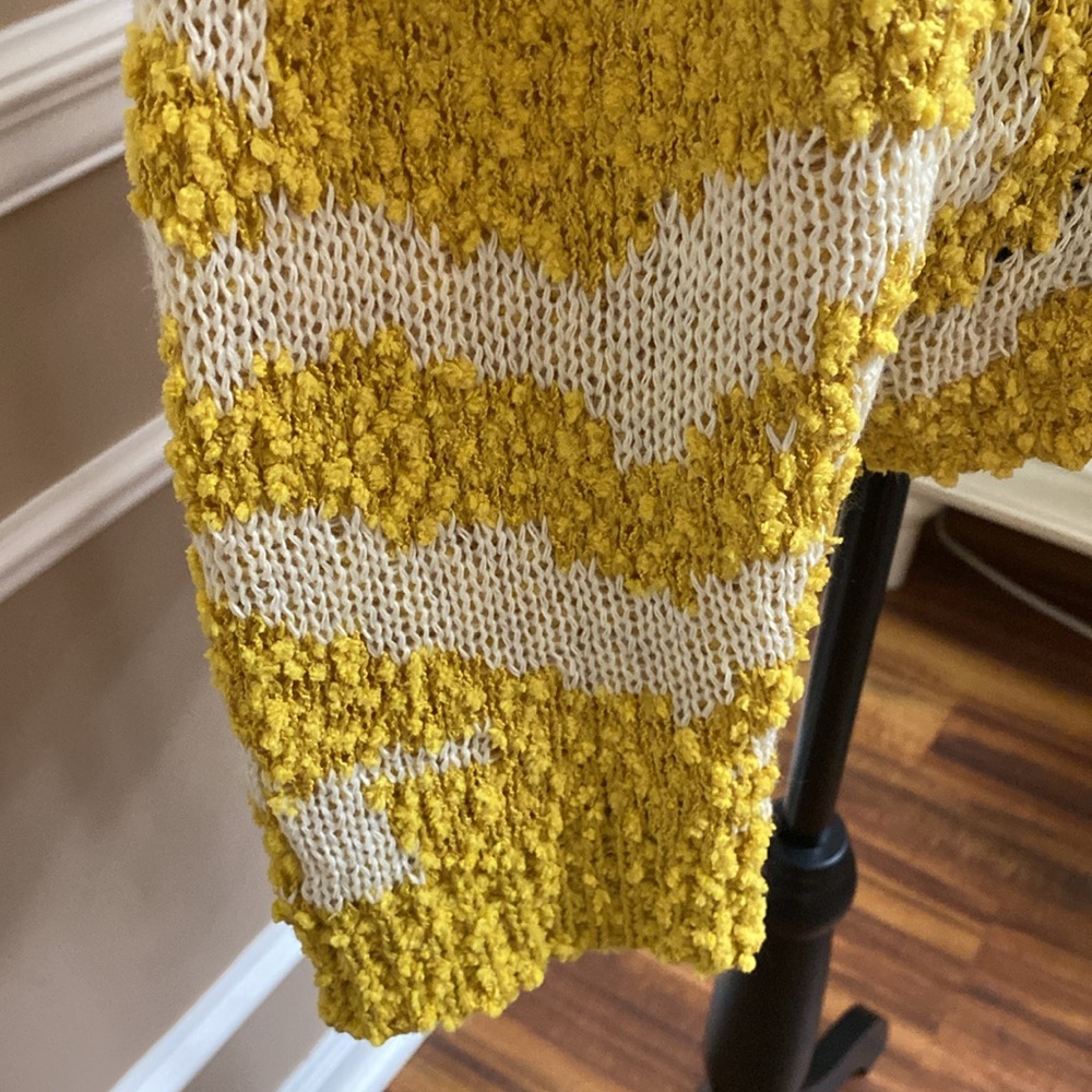 Vibrant Yellow and White Knit Sweater - Picture 5 of 12